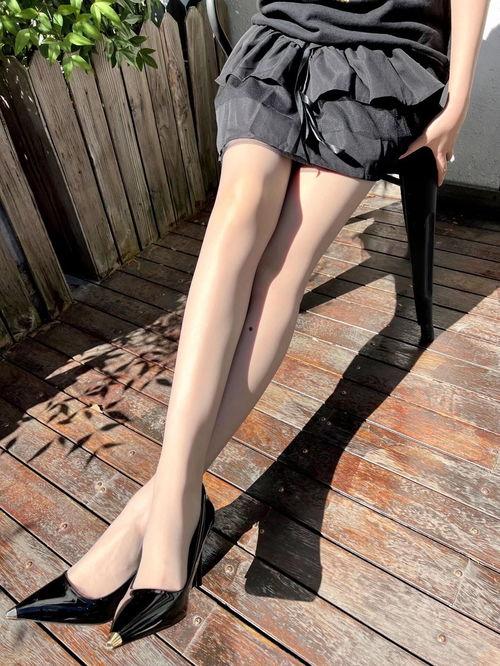 公司高跟鞋丝袜诱惑视频